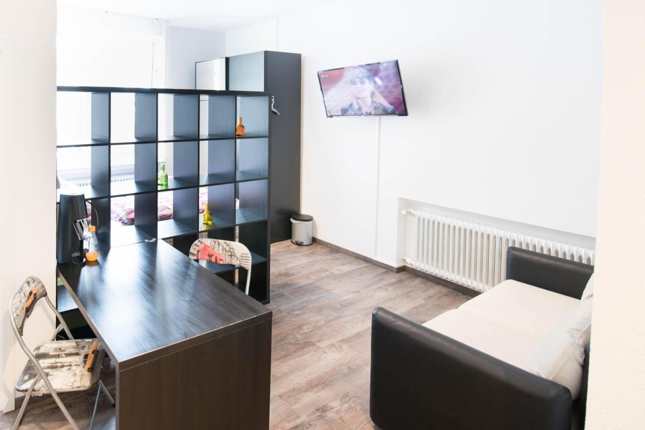 Central Apartments Ален Экстерьер фото